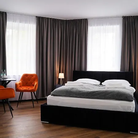 Elisei Hotel *
